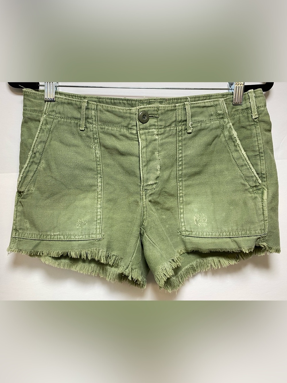 AMERICAN EAGLE OUTFITTERS-Size 0-Olive Green, Distressed, Raw Hem, Short Shorts